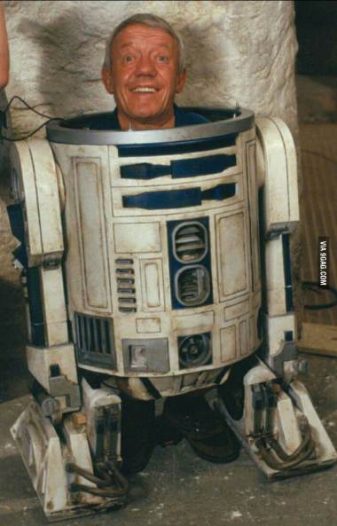 kenny-baker-r2d2.jpg